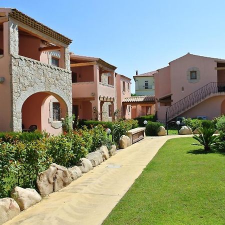 Residence Le Zagare San Teodoro  Eksteriør bilde