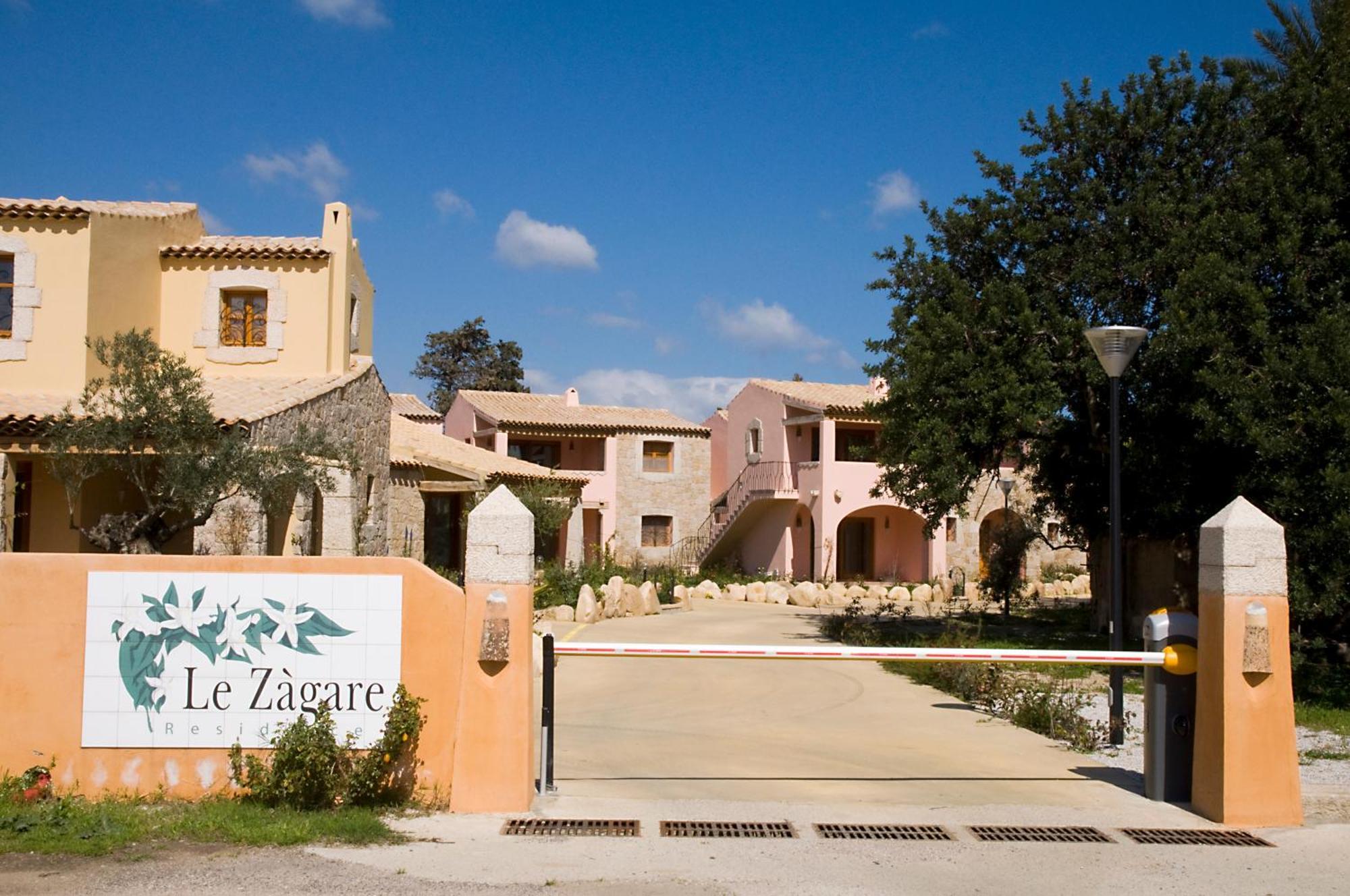 Residence Le Zagare San Teodoro  Eksteriør bilde
