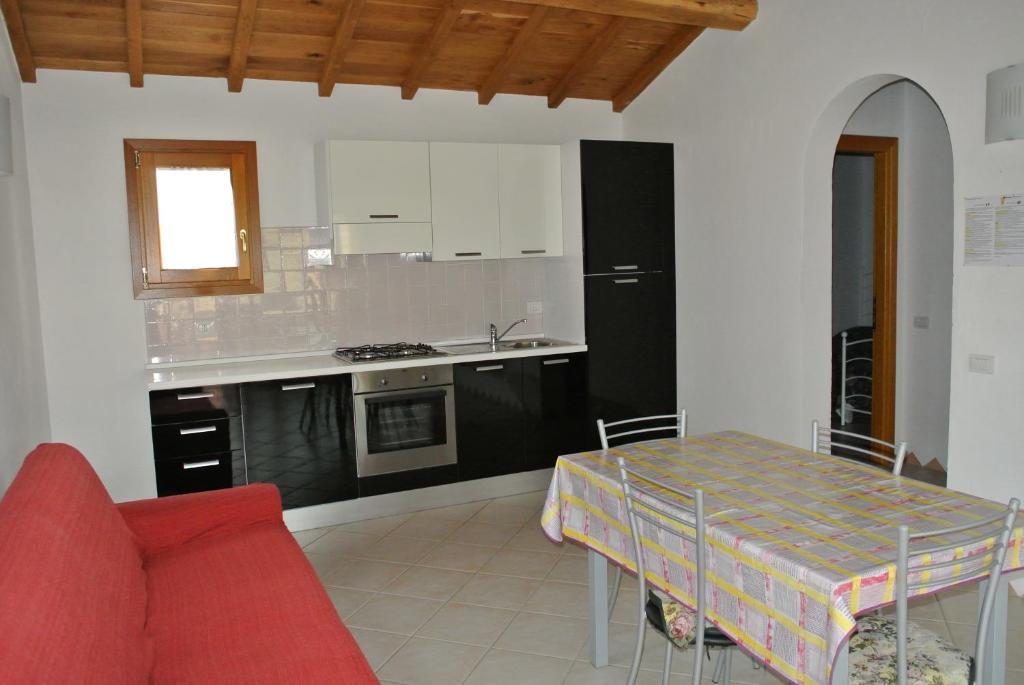 Residence Le Zagare San Teodoro  Rom bilde