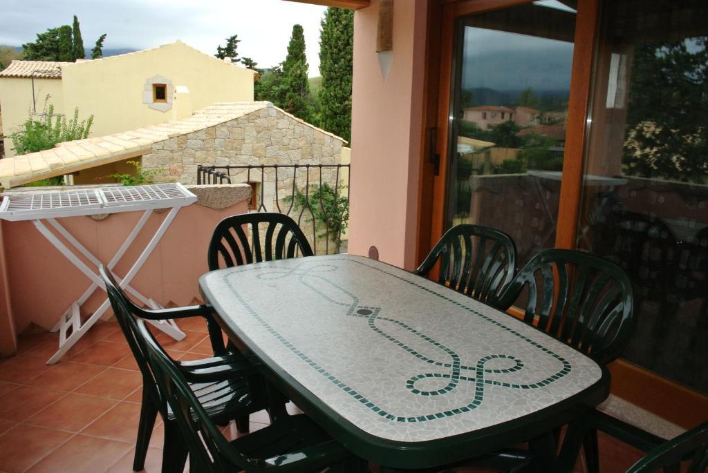 Residence Le Zagare San Teodoro  Eksteriør bilde