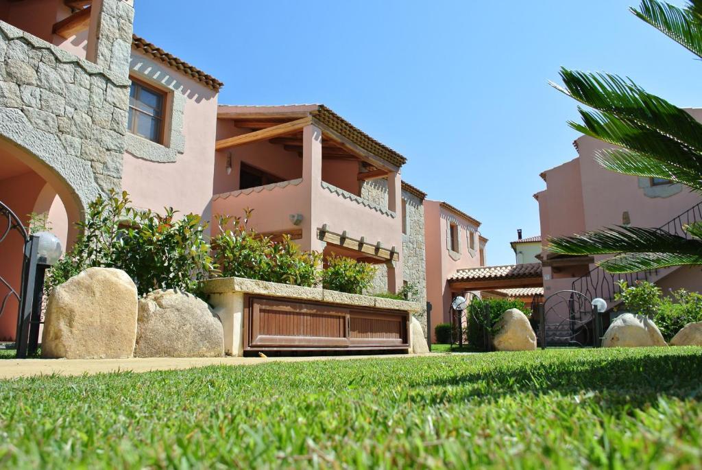 Residence Le Zagare San Teodoro  Rom bilde